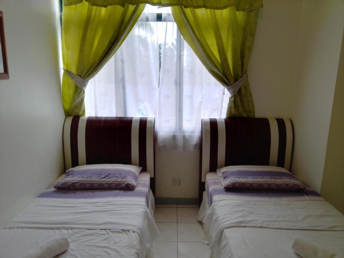 Malacca Costa Mahkotaアパートホテル エクステリア 写真