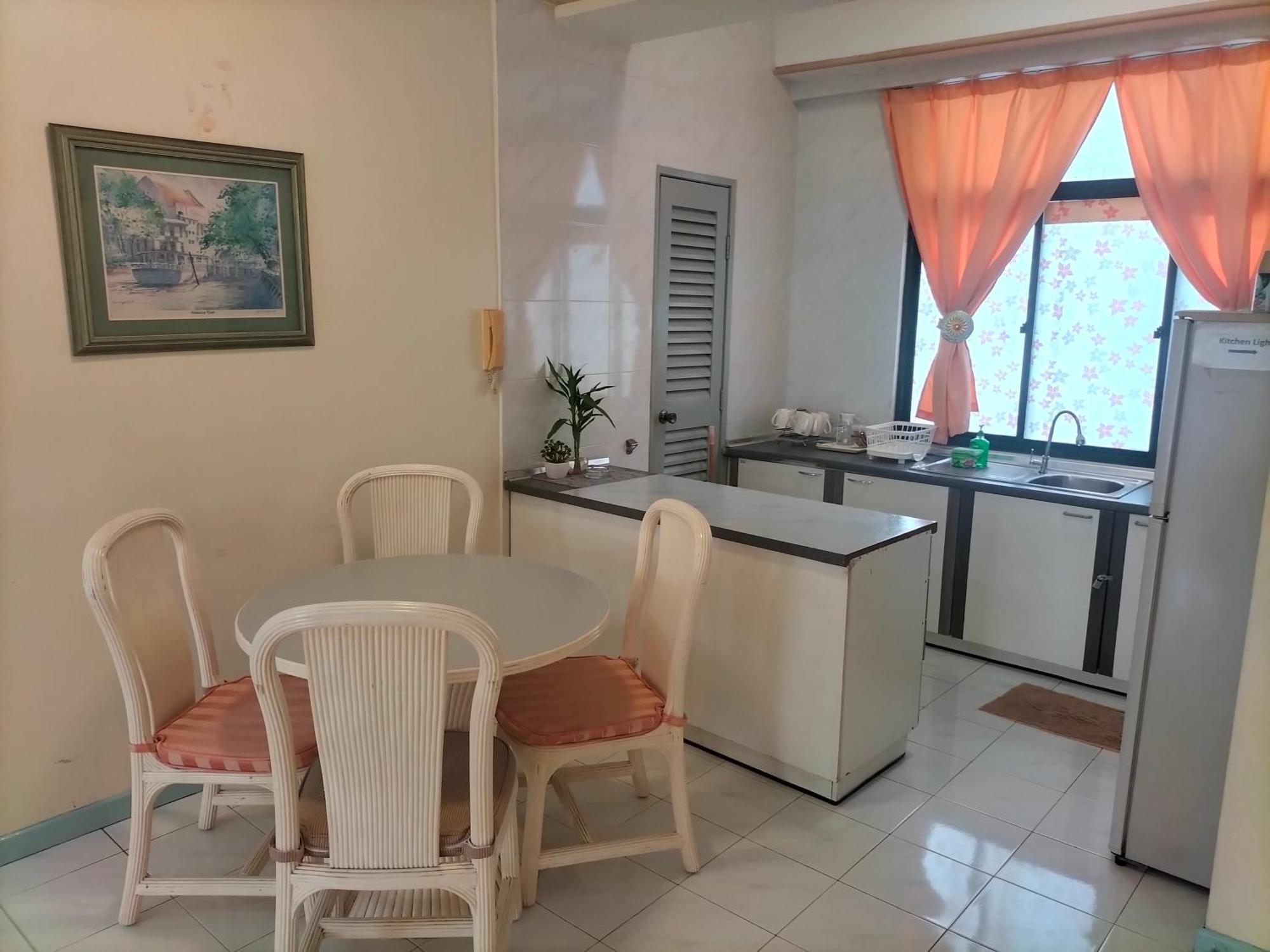 Malacca Costa Mahkotaアパートホテル エクステリア 写真