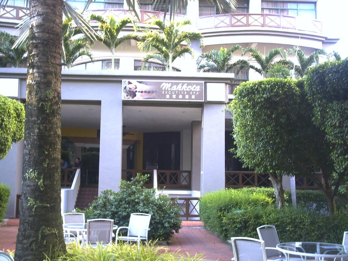 Malacca Costa Mahkotaアパートホテル エクステリア 写真