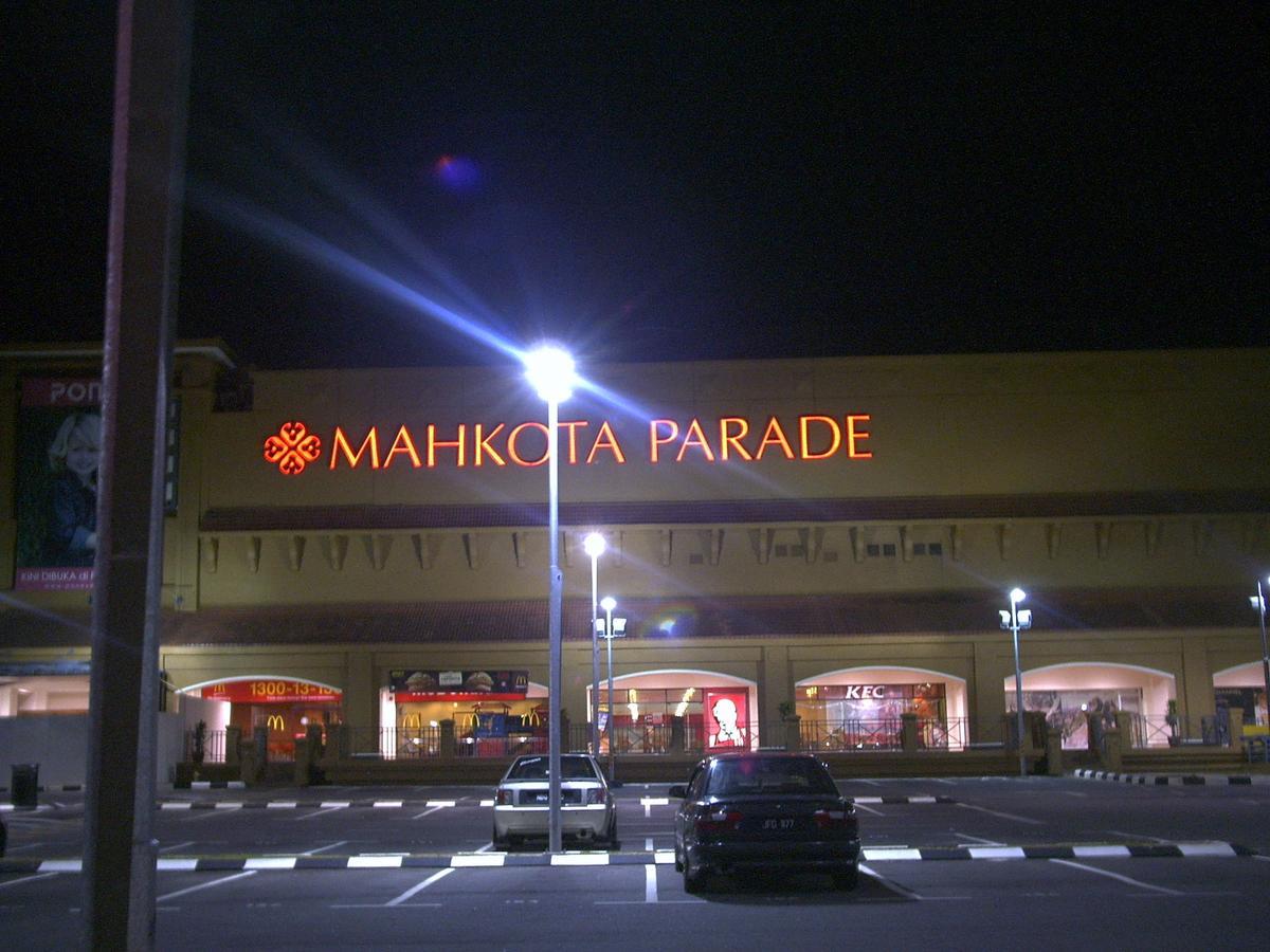 Malacca Costa Mahkotaアパートホテル エクステリア 写真