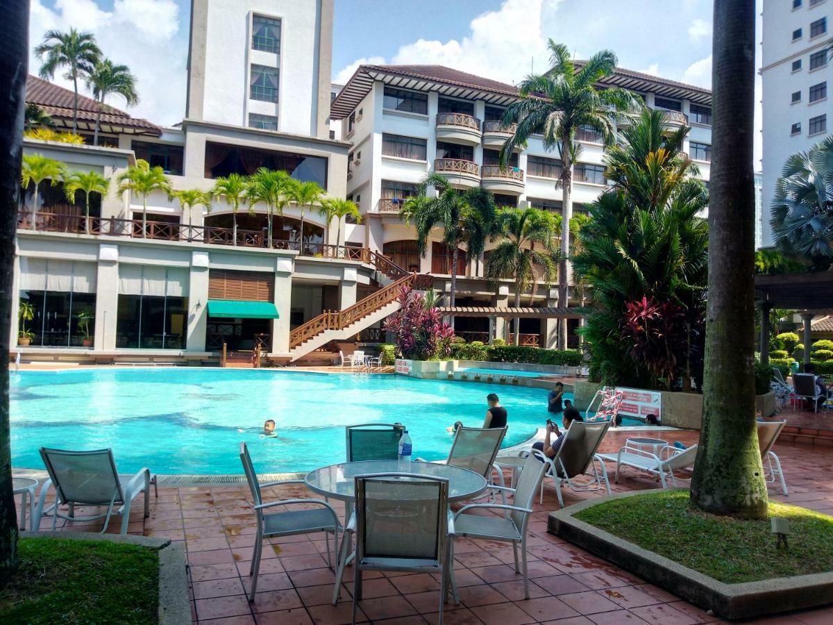 Malacca Costa Mahkotaアパートホテル エクステリア 写真