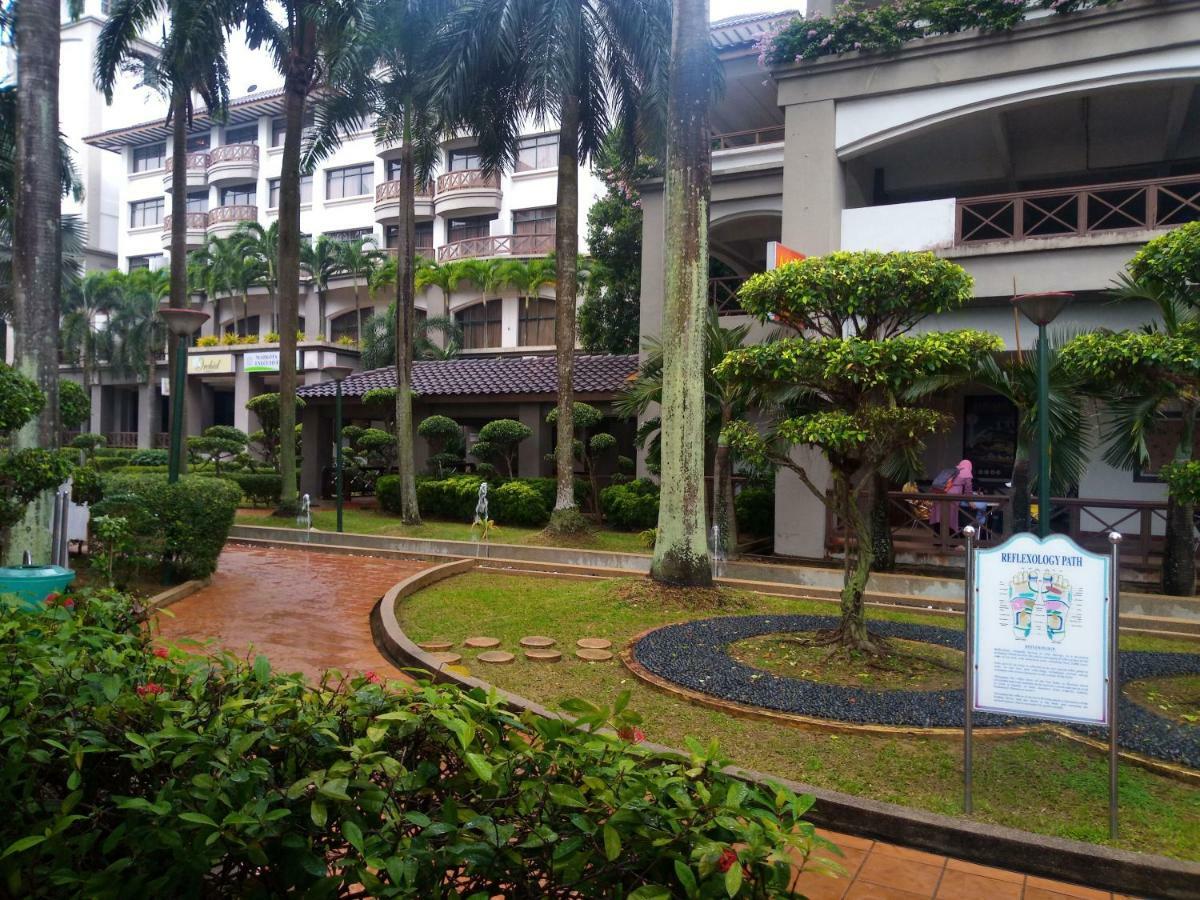 Malacca Costa Mahkotaアパートホテル エクステリア 写真