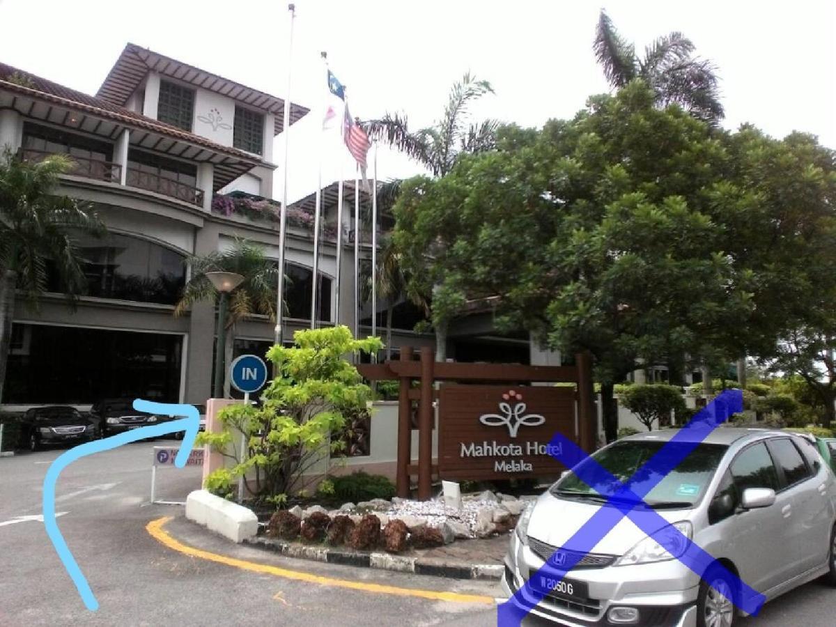 Malacca Costa Mahkotaアパートホテル エクステリア 写真